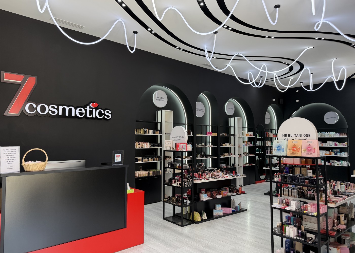 7 Cosmetics store interior